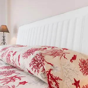 Bed & Breakfast La Castellese, Aci Castello