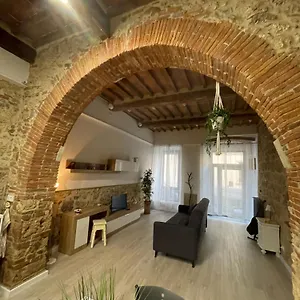 La Casina Del Corso , Massa Marittima Italia